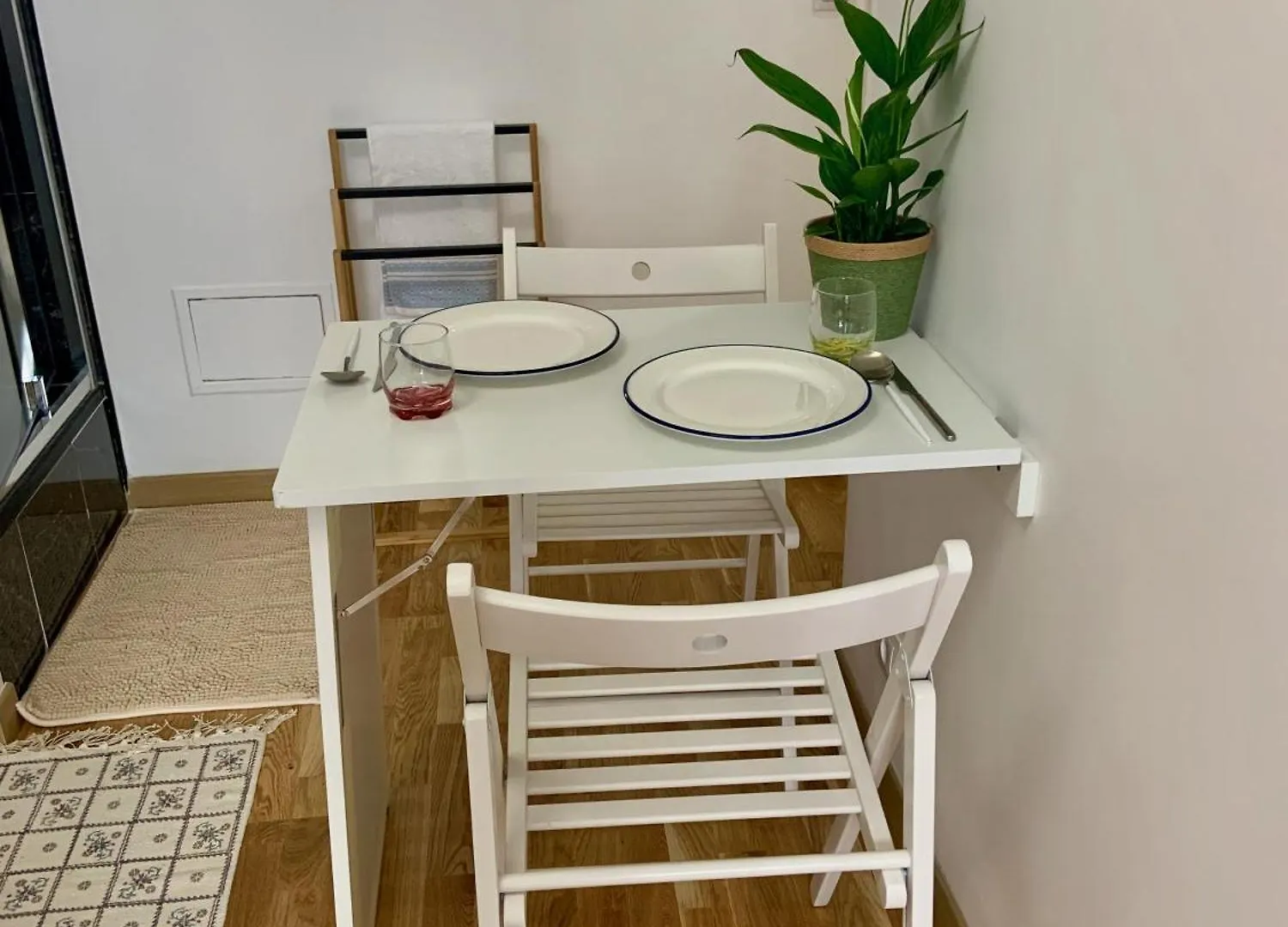 Cosy Trocadero 2 Minute Walk Eiffel Tower Apartment