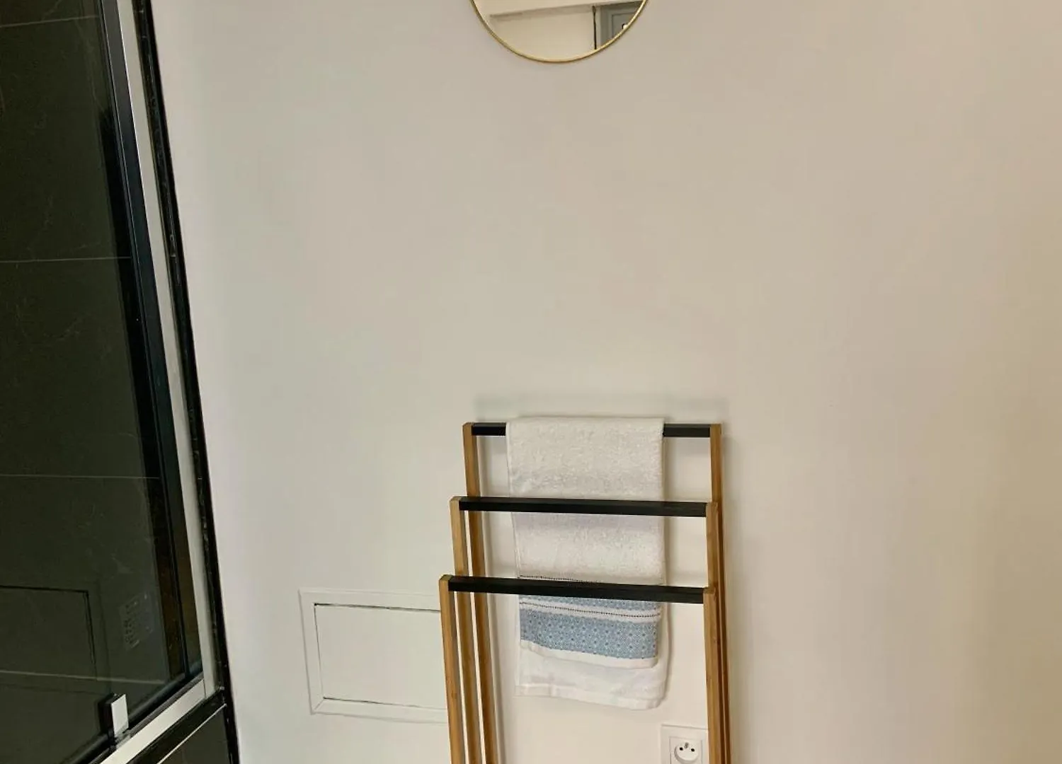 Cosy Trocadero 2 Minute Walk Eiffel Tower Apartment *